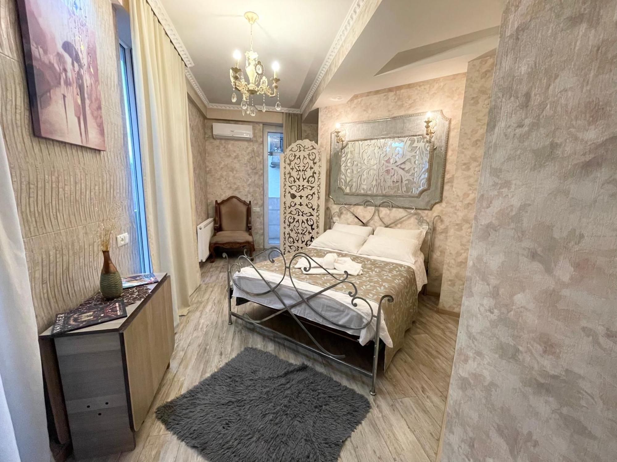 Central Apartment Tbilisi Exteriör bild